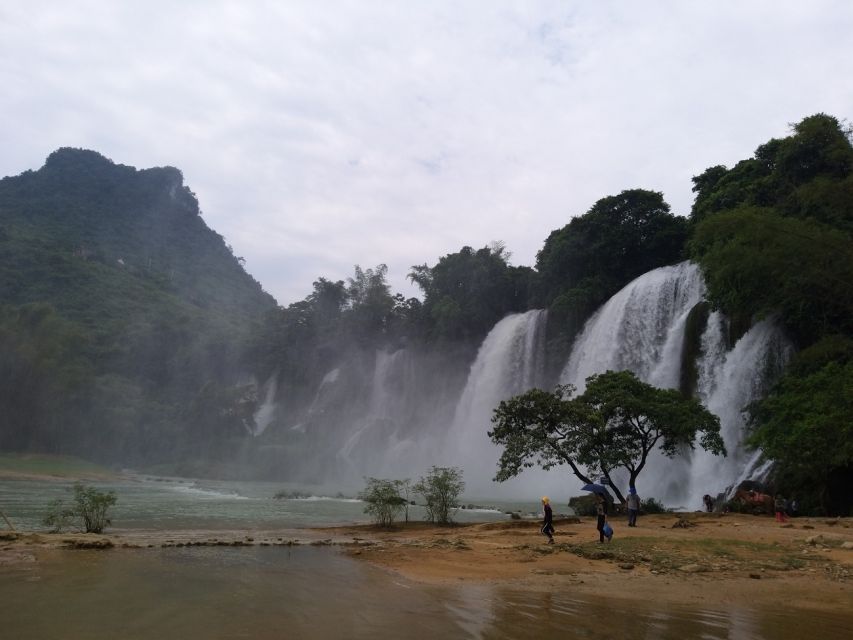 From Hanoi: Ban Gioc Waterfalls 2-Day 1-Night Tour - Nguom Ngao Cave gives the itinerary a welcome change