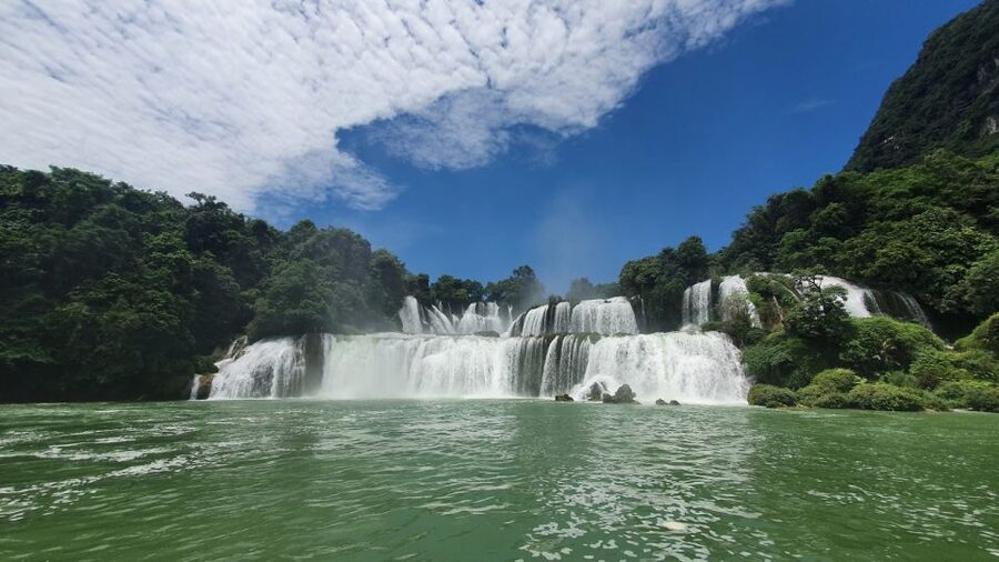 From Hanoi: Ban Gioc Waterfalls 2-Day 1-Night Tour - Who should book this Cao Bang trip?