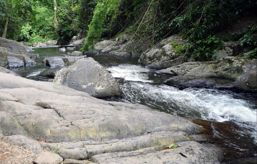 From Hua Hin: Pala U Waterfall and Huay Mongkol Temple Tour - What the $83 price really covers