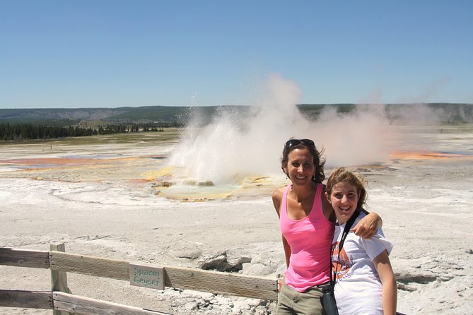 From Jackson Hole: Yellowstone Old Faithful, Waterfalls and Wildlife Day Tour - Yellowstone Lake and West Thumb Geyser Basin