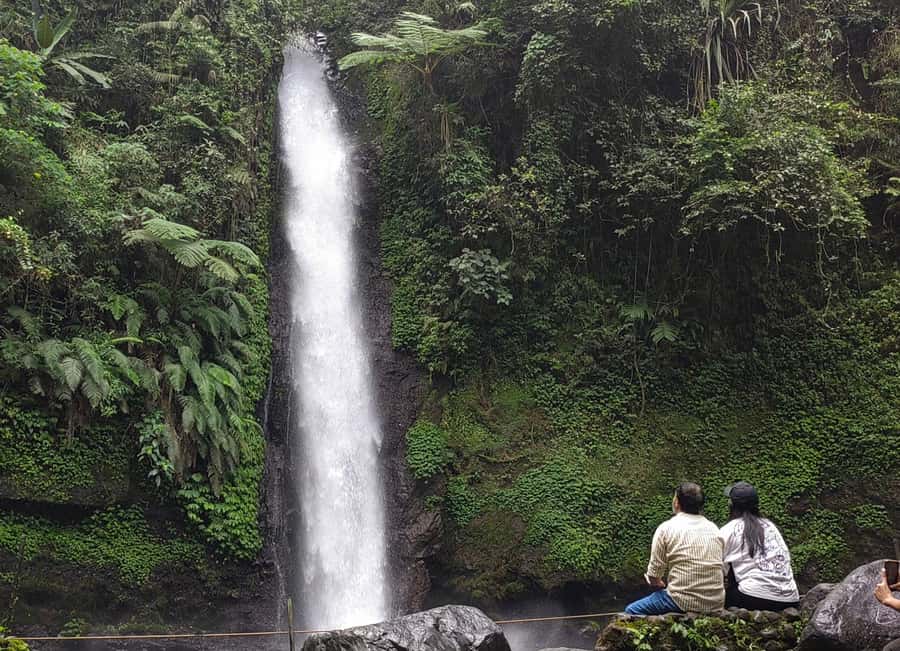 From Jakarta: Situ Gunung Suspension Bridge & Waterfall Tour - Sundanese music and a chance to play gamelan