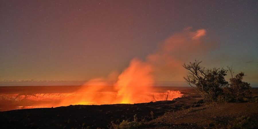 From Kona: Volcano & Waterfall Tour, Small Group - From Kona coffee country to Kilauea