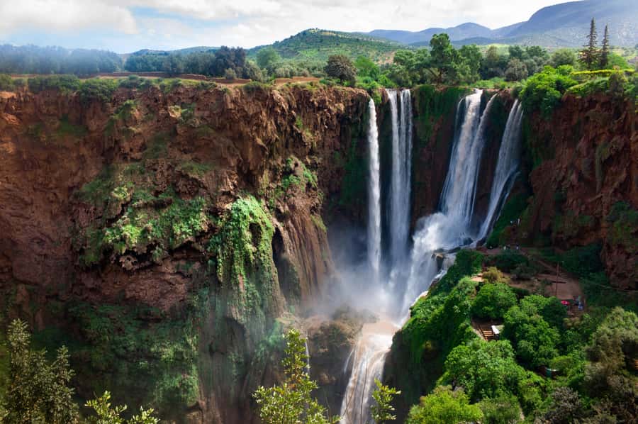 From Marrakech: Ouzoud Waterfalls Guided Tour & Boat Ride - The 600-step walk to the river