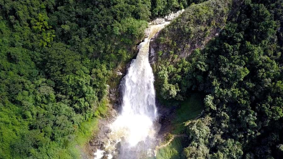From Medellin: Epic Zipline and Giant Waterfall - The 9:00 am drive from Medellin to La Ceja
