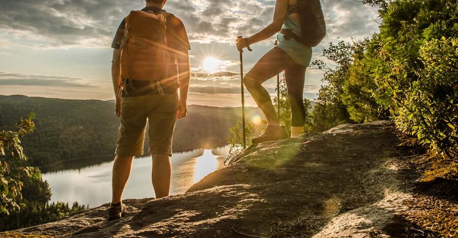 From Montreal: Sept-Chutes Regional Park Hike - Reaching the trails from Station Radisson