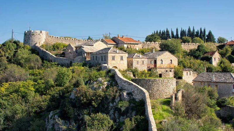 From Mostar: Blagaj, Počitelj & Kravice Waterfalls Day Tour - Guides, transport, and the human side of the day