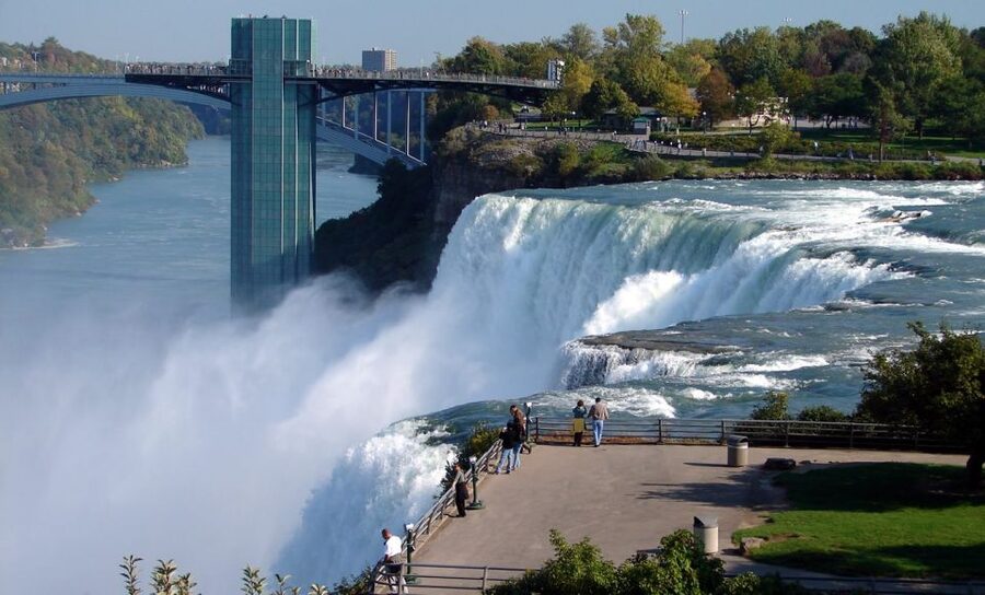 From NYC: Full-Day Niagara Falls Tour by Van - Arriving at Niagara Falls State Park