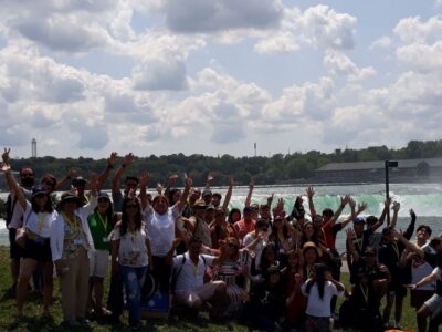 From NYC: Niagara Falls Full-Day Tour with Maid of the Mist