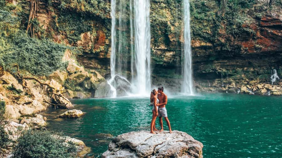 From Palenque: Ruins and waterfalls of Misol-ha & Agua Azul - Key points at a glance