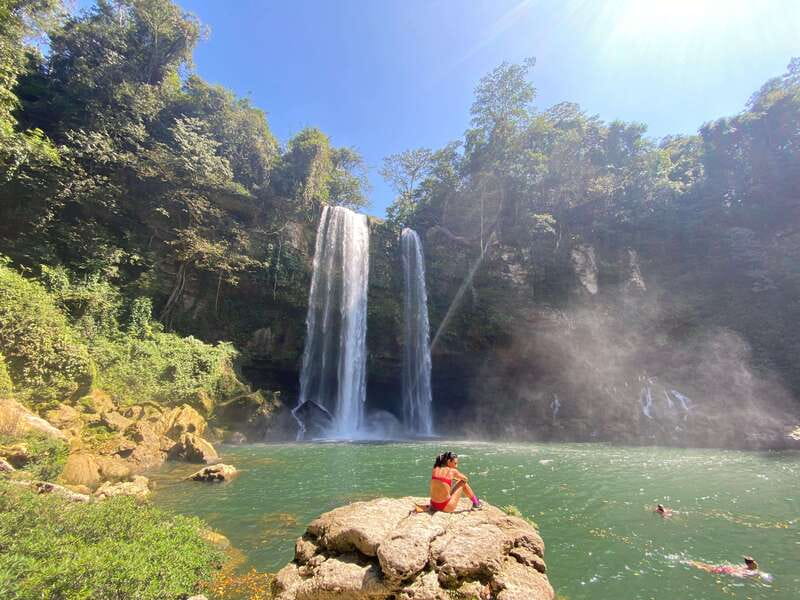 From San Cristobal: Agua Azul, Misol-ha, and Palenque - Food, drinks, and the late return
