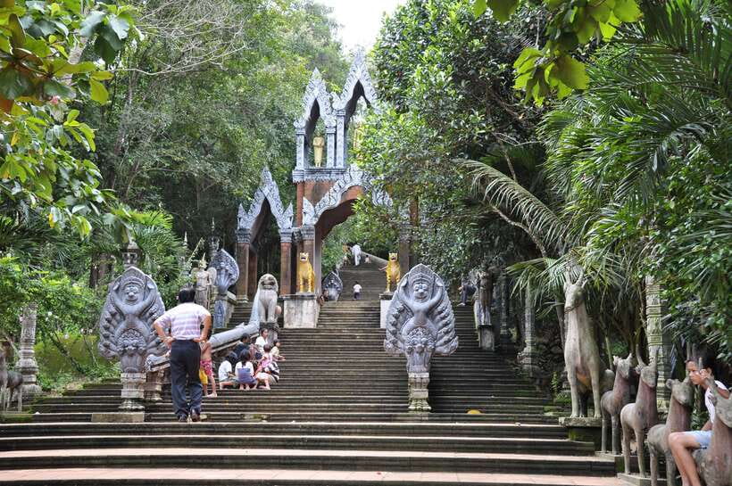 From Siem Reap: Small-Group Phnom Kulen Waterfall Day Tour - The two-hour road to Kulen Mountain