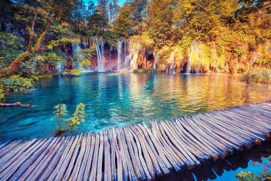 From Split: Plitvice Lakes Guided Tour with Entry Tickets - Who should book this day trip?
