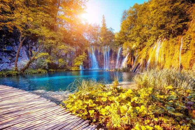 From Split: Plitvice Lakes National Park Guided Tour - Walking the Upper Lakes First