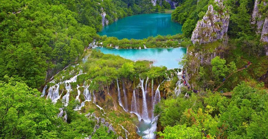 From Split: Transfer to Zagreb with Stop at Plitvice Lakes - The early departure and the ride through Lika
