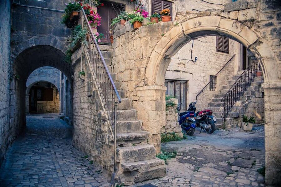 From Split/Trogir: Private Krka Waterfalls and Trogir Tour - How much can you realistically see?