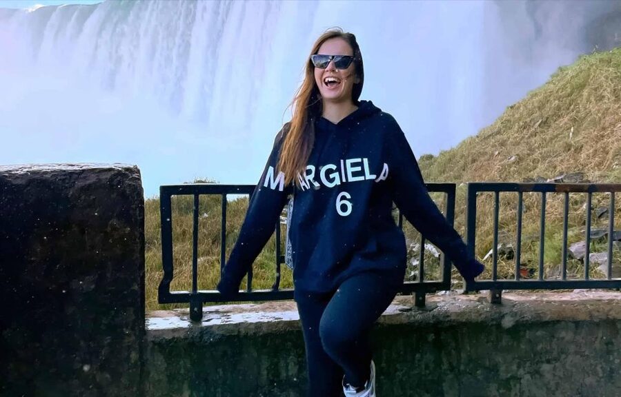 From Toronto: Niagara Falls Tour + Boat Ride and/or Journey - Choosing the Hornblower boat cruise