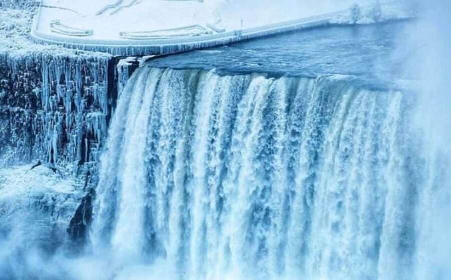 From Toronto: Winter Wonder of Niagara Falls Tour - The guide can make or break the long day