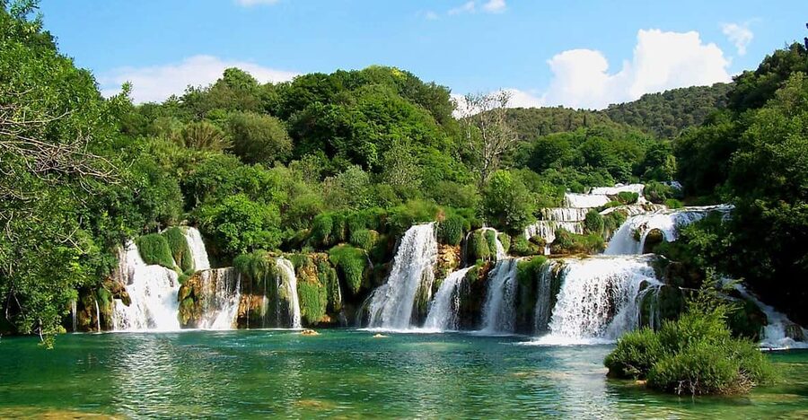 From Trogir, Seget & Okrug: Krka Waterfalls Gastro Tour - A family-owned food stop in Skradin
