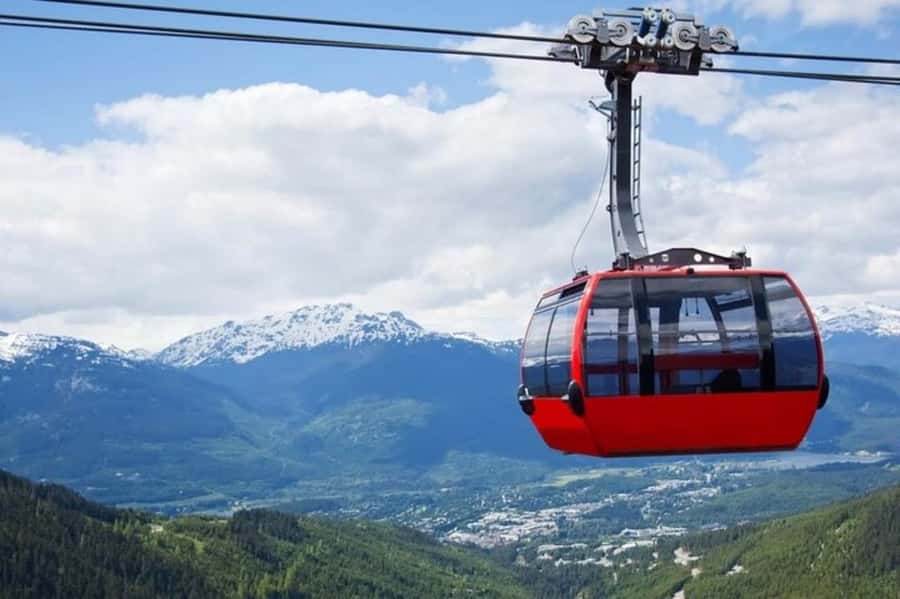 From Vancouver: Whistler Tour with Shannon Falls and Gondola - Shannon Falls in a 30-minute stop