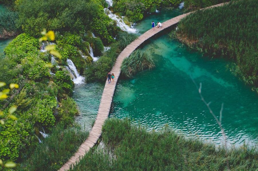 From Zadar: Plitvice Lakes National Park Tour - Entering the Upper Lakes