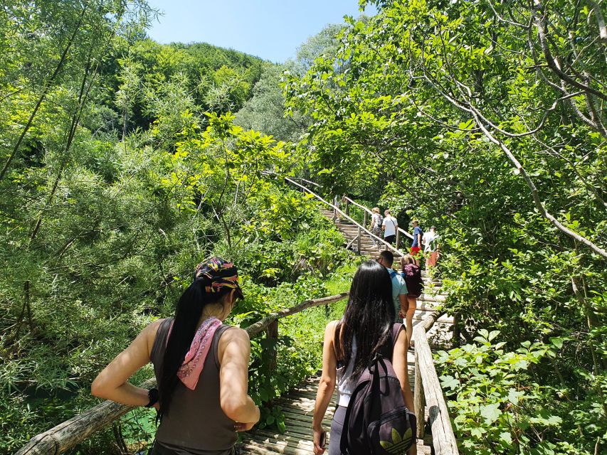 From Zagreb: Plitvice & Rastoke Guided Day Trip with Ticket - Entering Plitvice Lakes National Park