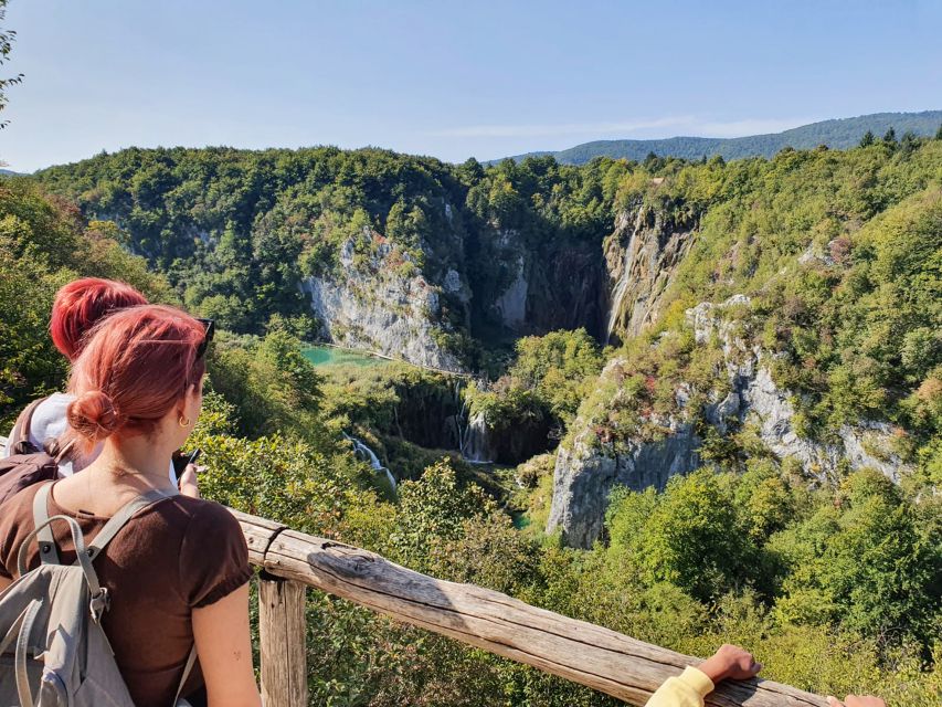 From Zagreb: Plitvice & Rastoke Guided Day Trip with Ticket - The boat ride and panoramic train