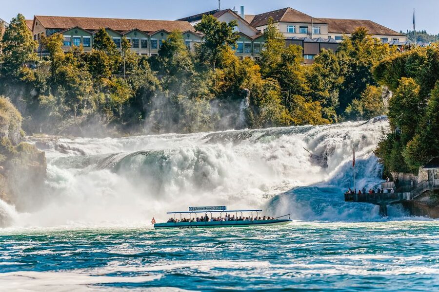 From Zurich: Rhine Falls Coach Tour with Entry Tickets - Why the four-hour format works
