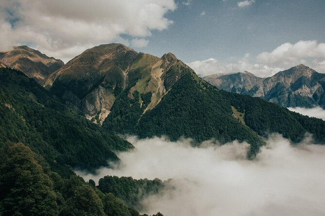 Full Day GABALA Tour with Mountains, Lakes and Waterfalls - Nohur Lake, a quiet hour in the mountains