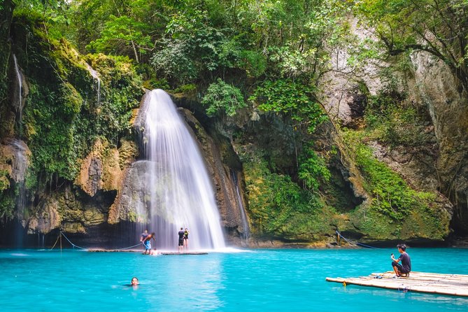Full-Day Moalboal Islands and Kawasan Falls Small-Group Tour from Cebu - What the small-group setup changes
