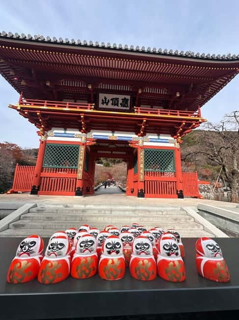 Get to know Minoo from Osaka. Katsuoji Temple, Ryuanji Waterfall and Ryuanji Temple - Spending two hours at the Temple of Victory