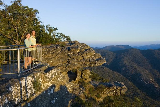 Grampians National Park with MacKenzie Falls and Kangaroos - A long but useful day from Melbourne