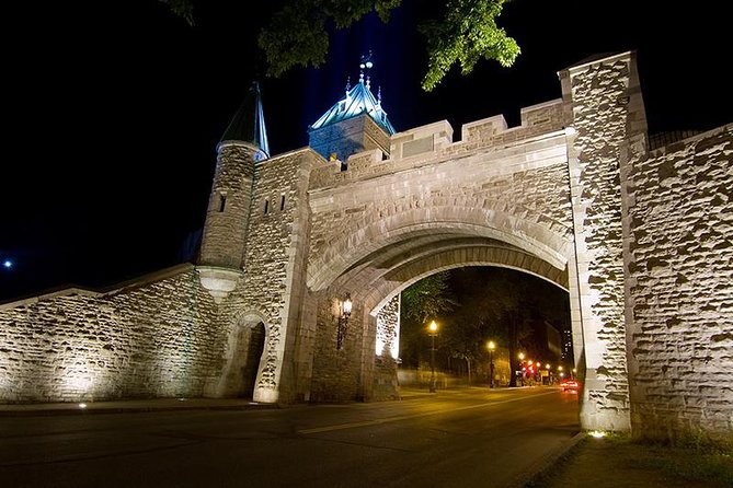 Group Excursion of Quebec City and Montmorency Falls - Churches, battlefields, and old walls