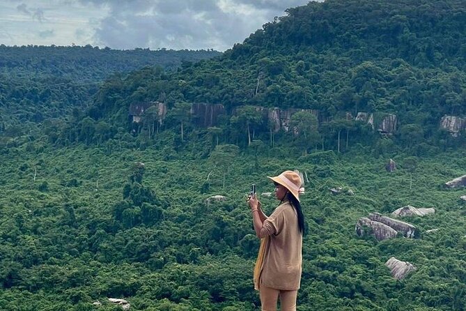 Guided Small-Group Tour in Kulen Mountain Park Waterfall - Preah Ang Thom and the Thousand Lingas