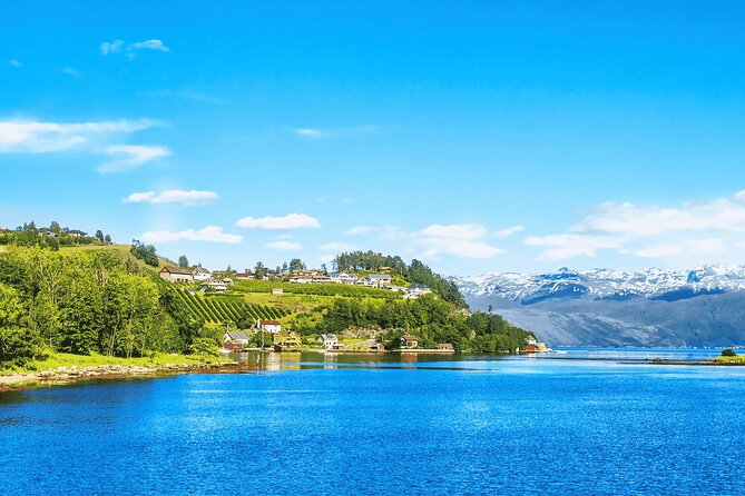 Guided tour to Hardangerfjord with Waterfalls and Ferry Crossing - A short look at old Utne