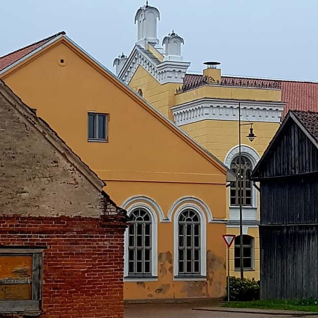 Guided Tour to UNESCO Kuldiga town & Venta River Waterfall - Is $153 good value?