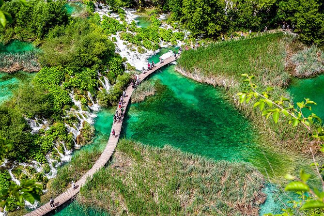 Guided transfer from Zagreb to Split with Plitvice Lakes stop - Walking, weather, and what to pack
