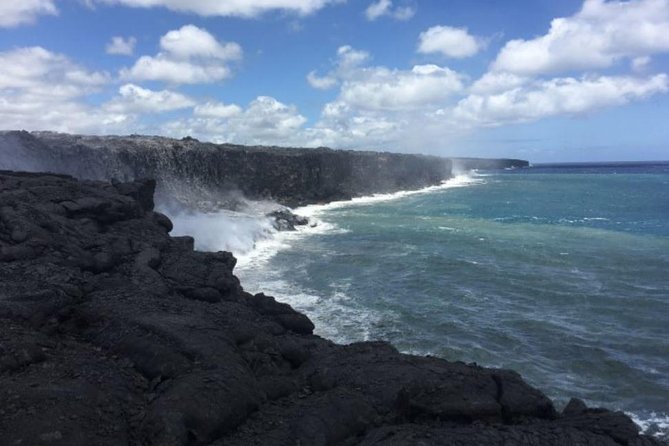 Hawaii Big Island Circle Small Group Tour: Waterfalls - Hilo - Volcano - Black Sand Beach - Why one day around the Big Island can be useful