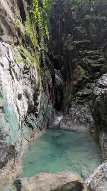 Hiking Tabernacle Thundering Waterfall - How difficult is the water hike?