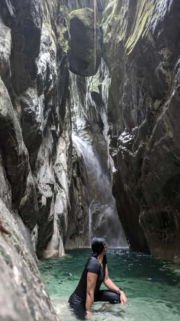 Hiking Tabernacle Thundering Waterfall - What to wear and pack