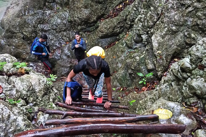 Hiking Tabernacle Thundering Waterfall in Dominican Republic - Four hours at El Tabernáculo