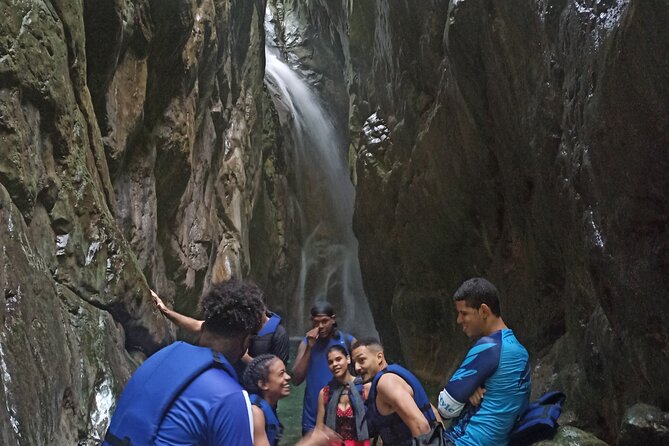Hiking Tabernacle Thundering Waterfall in Dominican Republic - Who should book this experience?