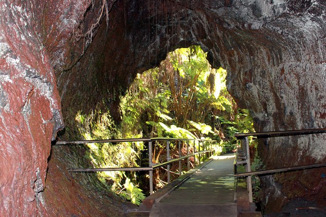 Hilo Shore Excursion: Active Volcano, Lava Tube, Waterfall and Gardens - Why this Hilo volcano tour works so well