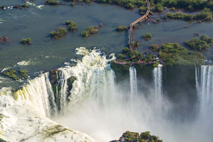 Iguassu Falls: Guided Tour & Macuco Safari on Pontoon Boats - Starting at the Brazilian park entrance
