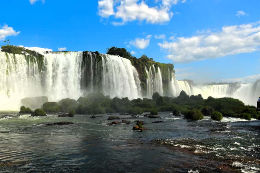 Iguassu Waterfalls: 1 Day Tour Brazil and Argentina's sides - Argentina’s park: four kilometers of close-up views