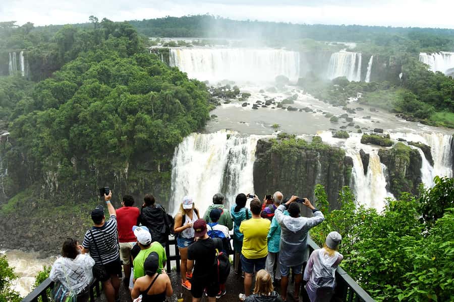Iguazu Falls: 2-Day Argentinian and Brazilian Iguazu Falls - Who should book this two-day experience