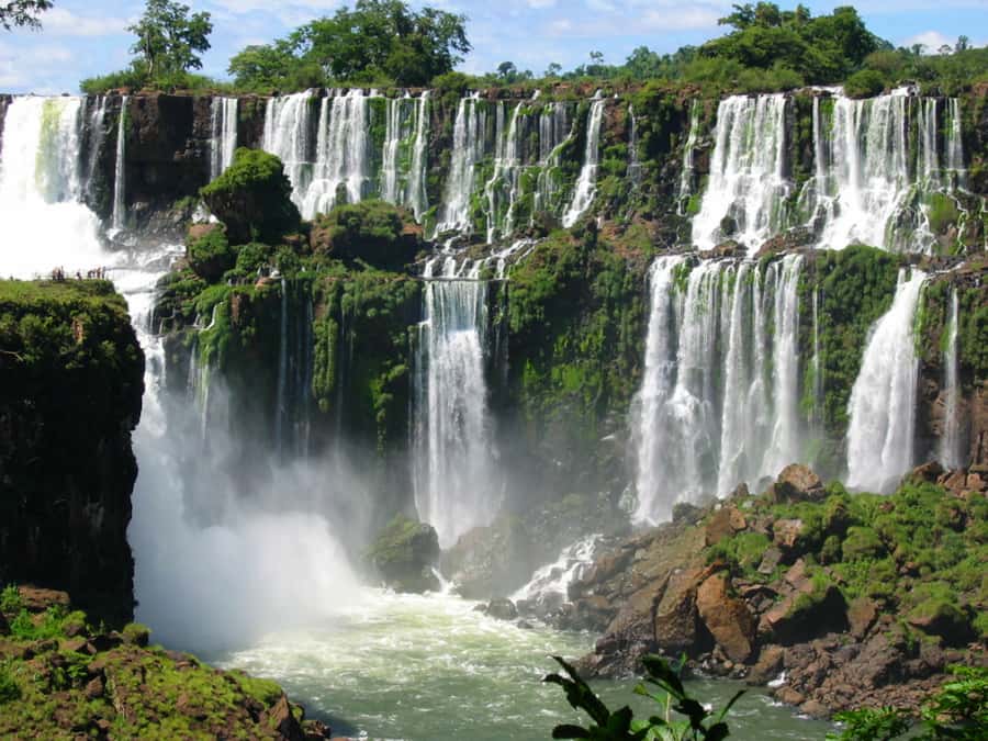 Iguazu in 2 Days: Argentina & Brazil Sides of Iguazu Falls - Can you see both sides in one day?