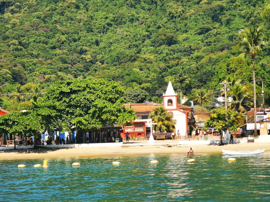 Ilha Grande: Private Hiking with Forest, Beaches & Waterfall - Why this route works so well