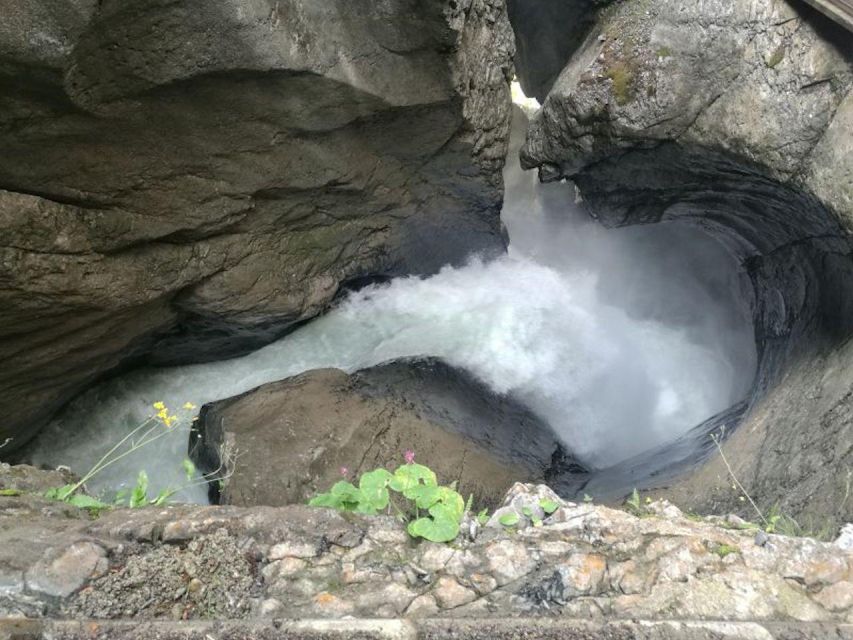 Interlaken: 72 Waterfalls Valley & Lauterbrunnen E-Bike Tour - Riding beside the Lütschine from Interlaken