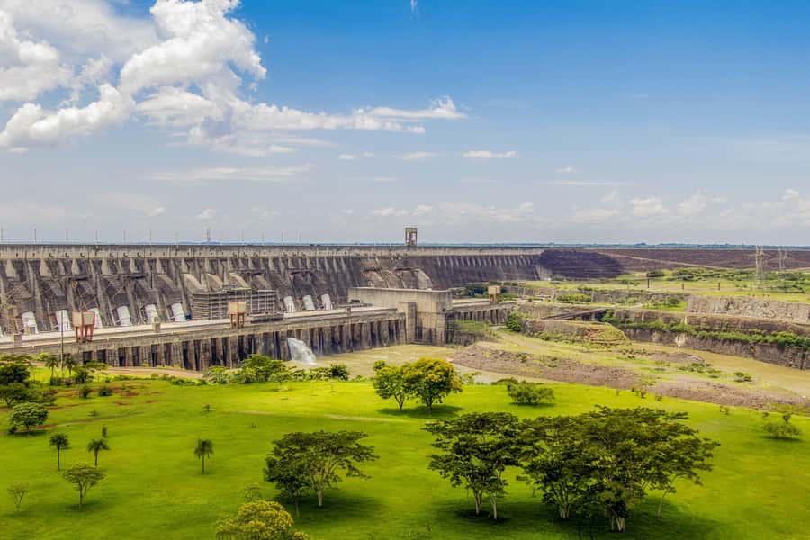 Itaipu Dam Tour with Admission Ticket from Foz do Iguaçu - Three stops that show Itaipu from different angles