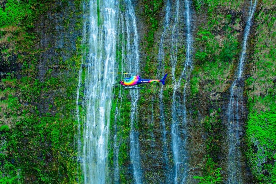 Kailua-Kona: Kohala, Volcanoes and Waterfall Helicopter Tour - Kaʻūpūlehu Crater and Hualālai